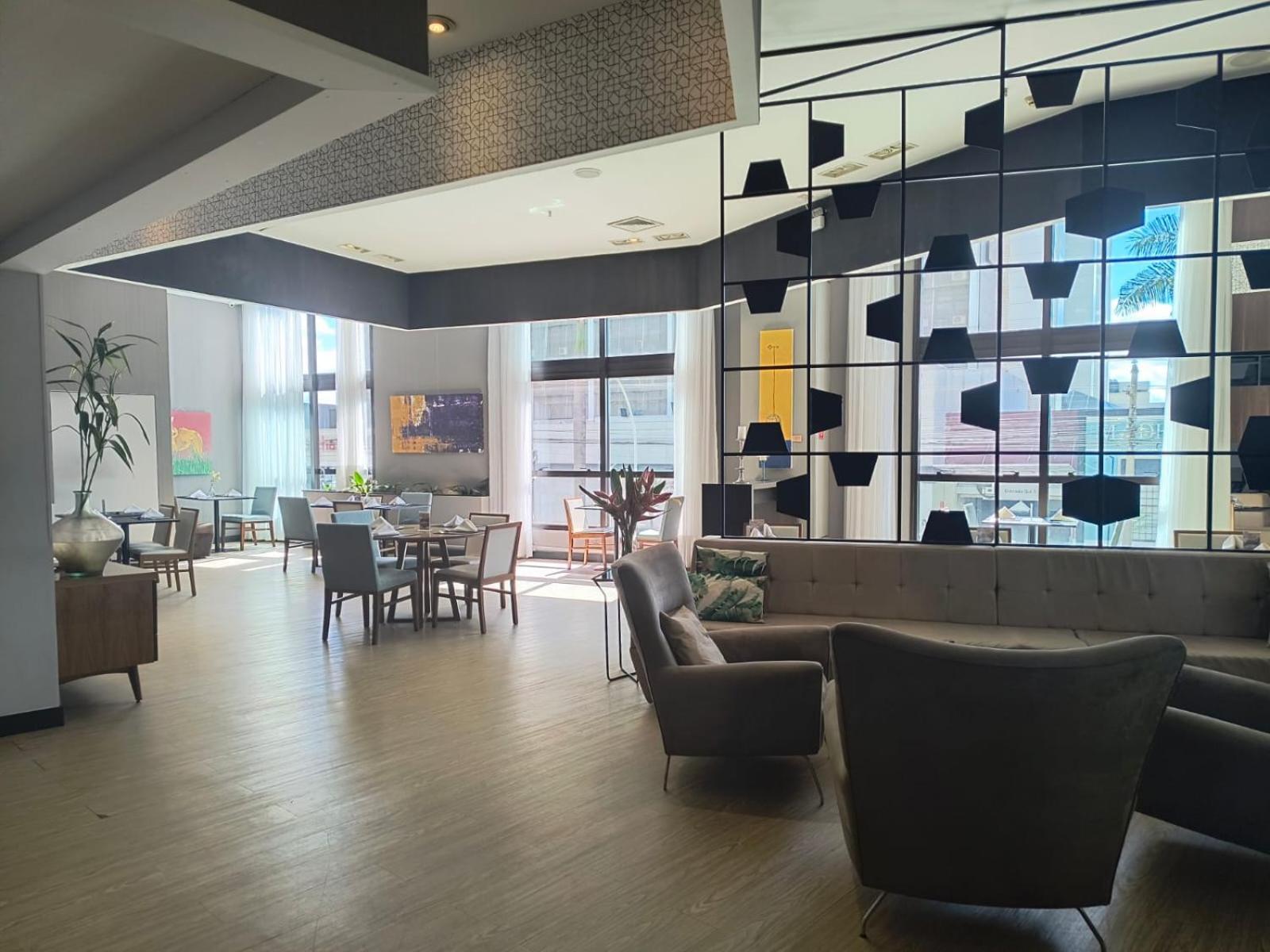 Hotel Grand Mercure Flat Particular Com Varanda, Garagem E Wi-Fi برازيليا المظهر الخارجي الصورة